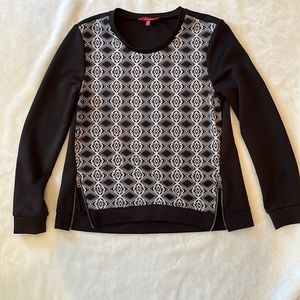 Saks Fifth Ave (Red) shirt size small